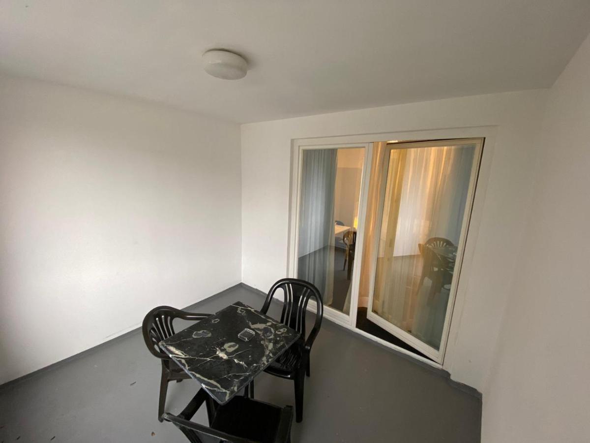 Hotel U. + Apartments มึลไฮม์ อันแดร์ รัวร์ ภายนอก รูปภาพ