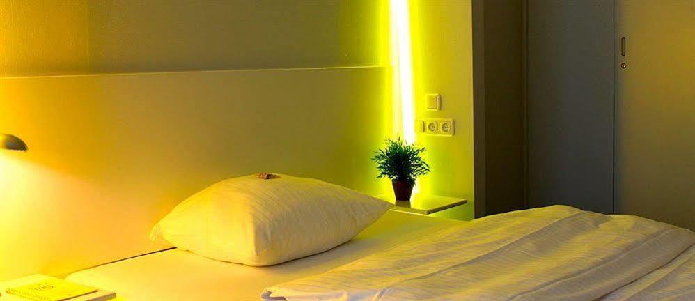 Hotel U. + Apartments มึลไฮม์ อันแดร์ รัวร์ ภายนอก รูปภาพ